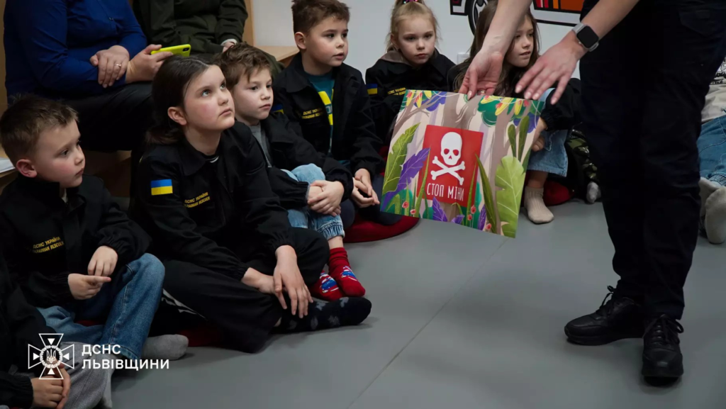 Торік на Львівщині виявили майже пів тисячі вибухонебезпечних предметів: як діяти в таких ситуаціях - 5