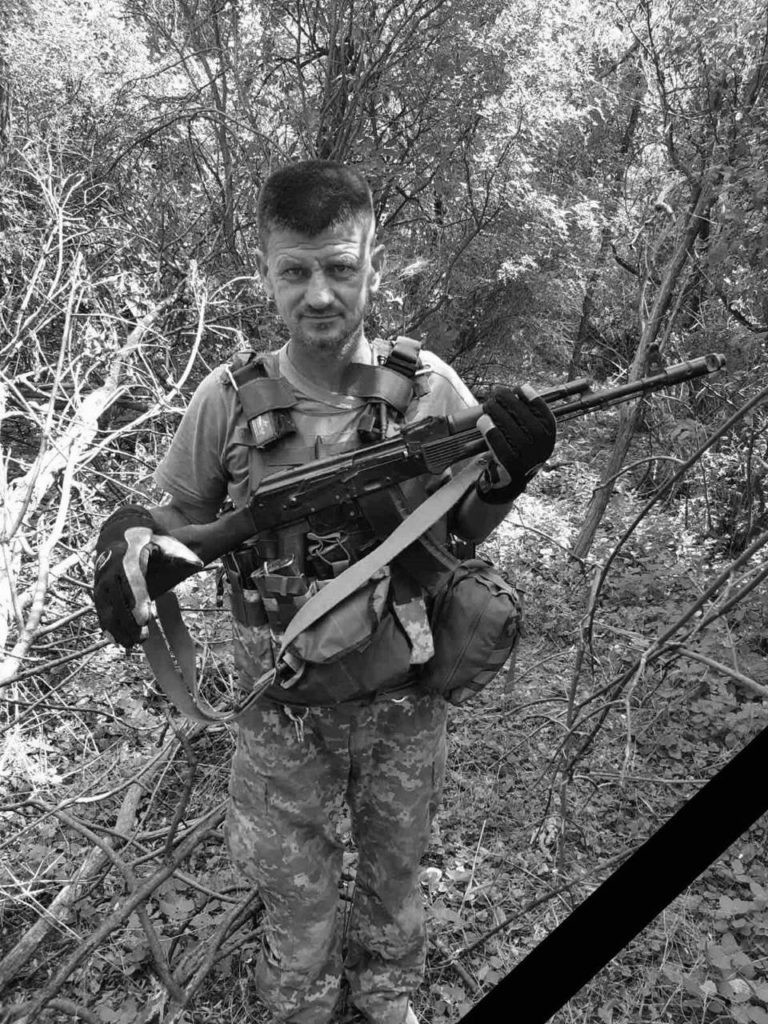 Сьогодні на Львівщині попрощаються з чотирма воїнами — що про них відомо - 4