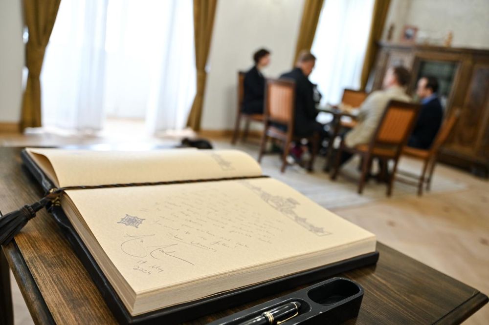 Лауреатка Пулітцерівської премії Енн Епплбом провела відкриту розмову у львівській Ратуші - 5