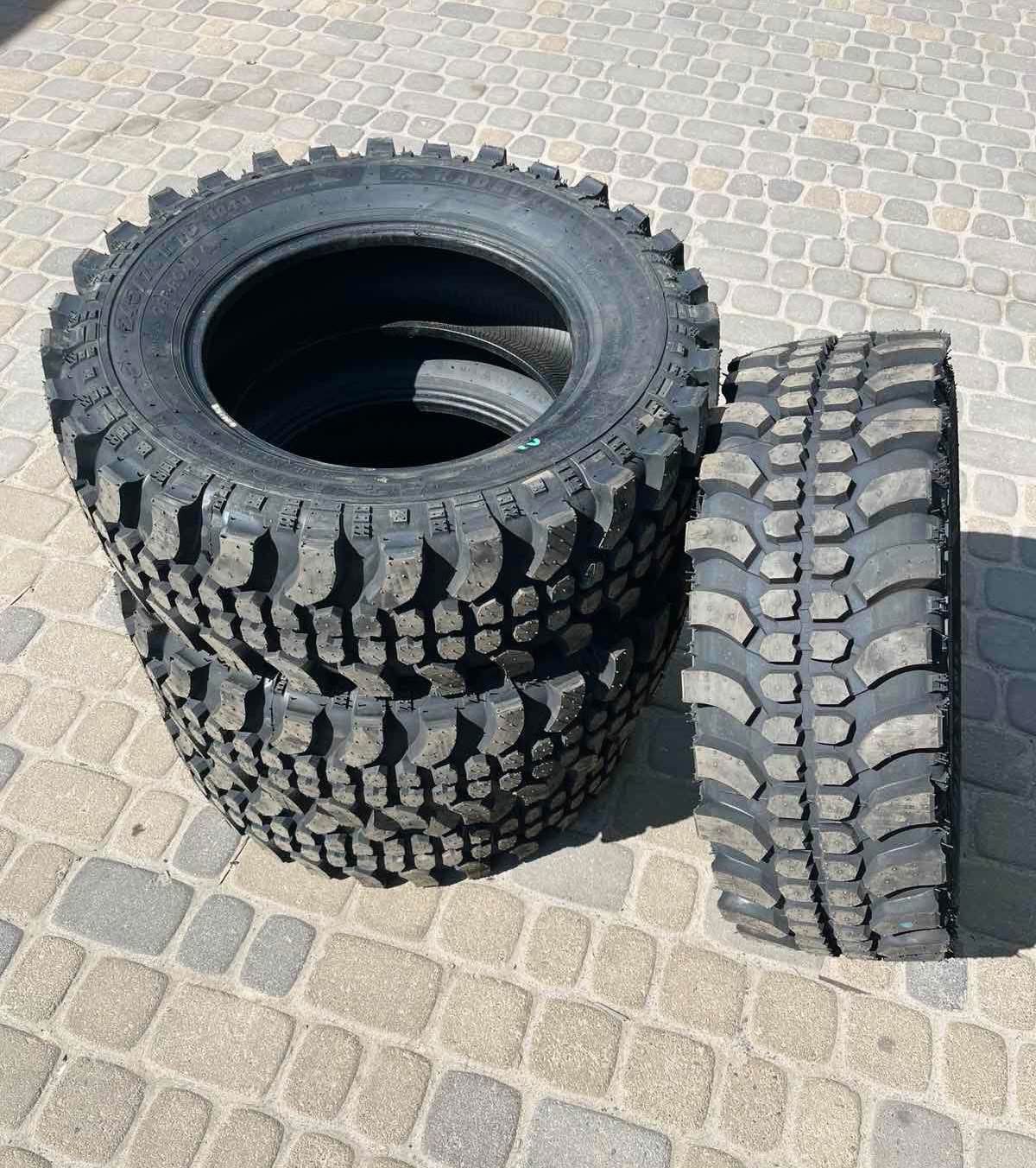 Громади Львівщини передали військовим дрони, автівки, спорядження та сотні тисяч гривень допомоги - 12