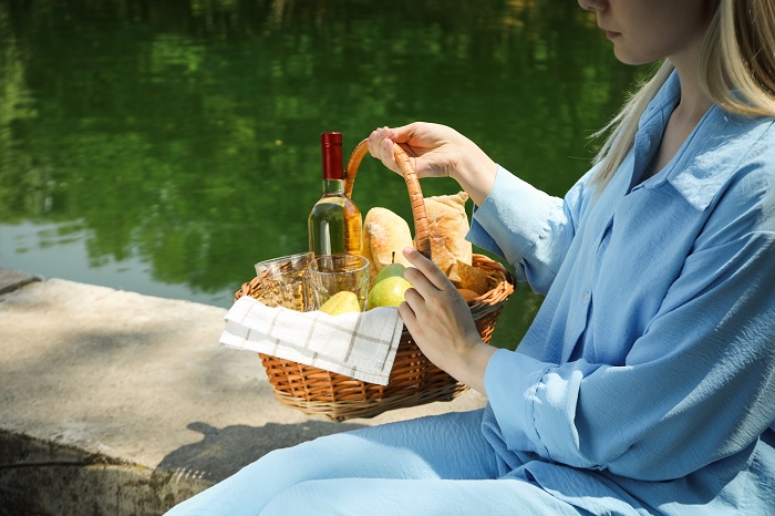 Spending time in nature - picnic, accessories for picnic