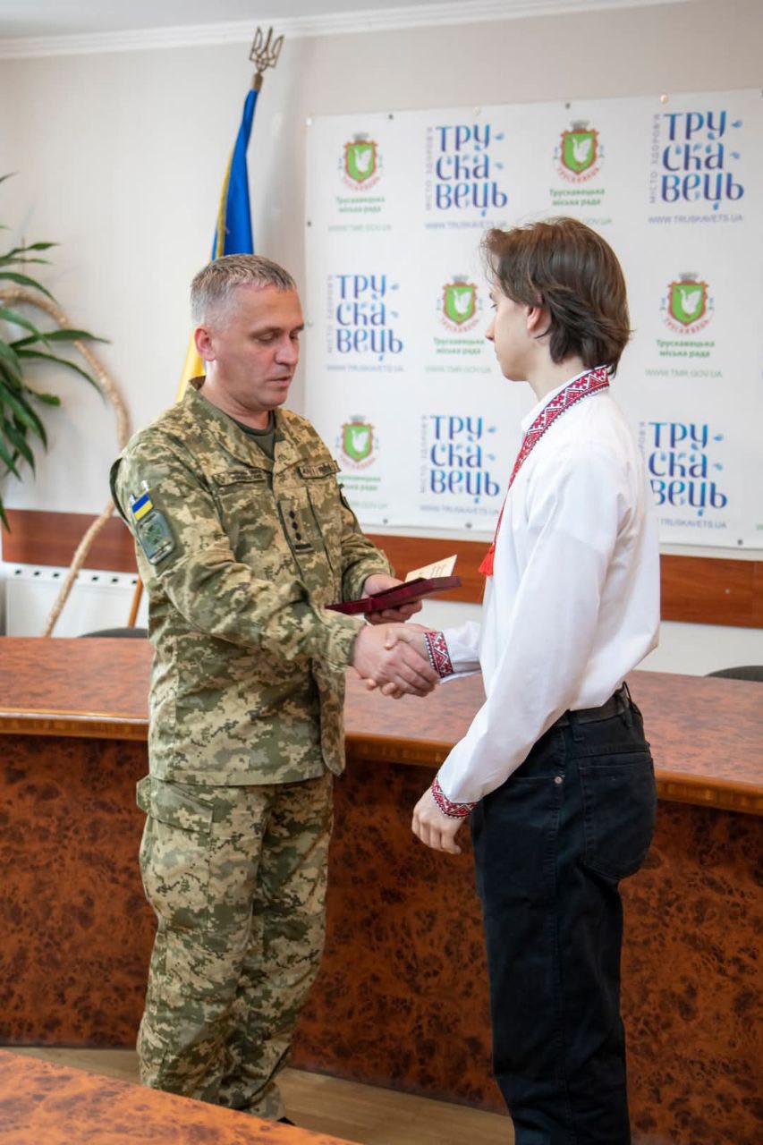 Воїна з Трускавця відзначили орденом Богдана Хмельницького - 3