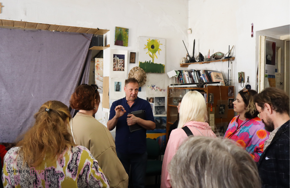 Крок за кроком до мистецтва: про Art Walk галереями Львова - 34