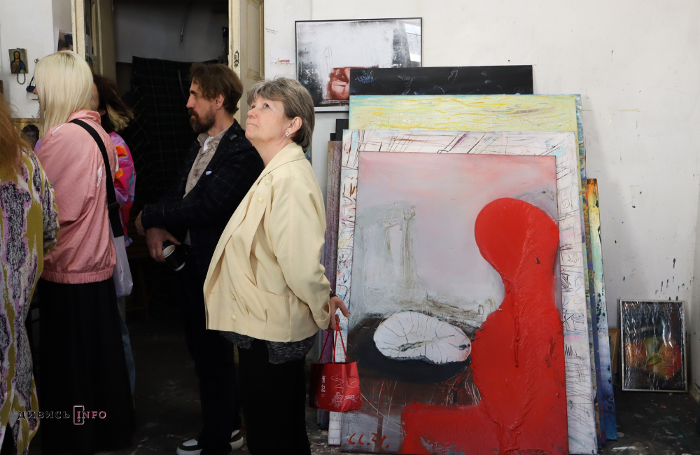 Крок за кроком до мистецтва: про Art Walk галереями Львова - 35