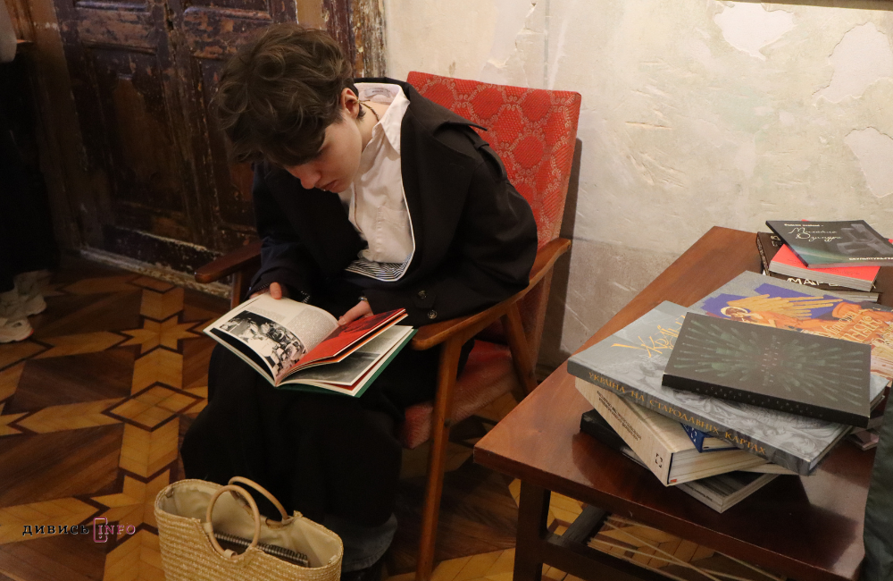 Крок за кроком до мистецтва: про Art Walk галереями Львова - 22