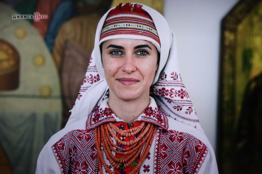 Кабати, сорочки та намітки: чим особливий яворівський народний стрій (фото) - 5