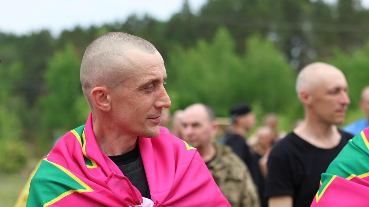 Ще понад 300 українських захисників повернулися додому з російського полону - 7