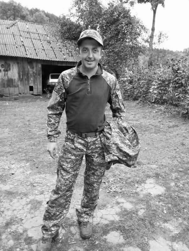 Сьогодні на Львівщині попрощаються з чотирма воїнами — що про них відомо - 2