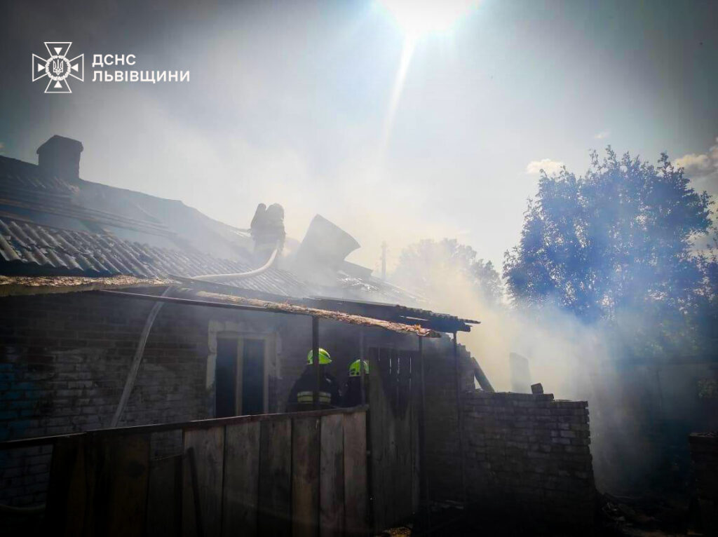 На Львівщині за добу сталося дві пожежі у житлових будинках - 2