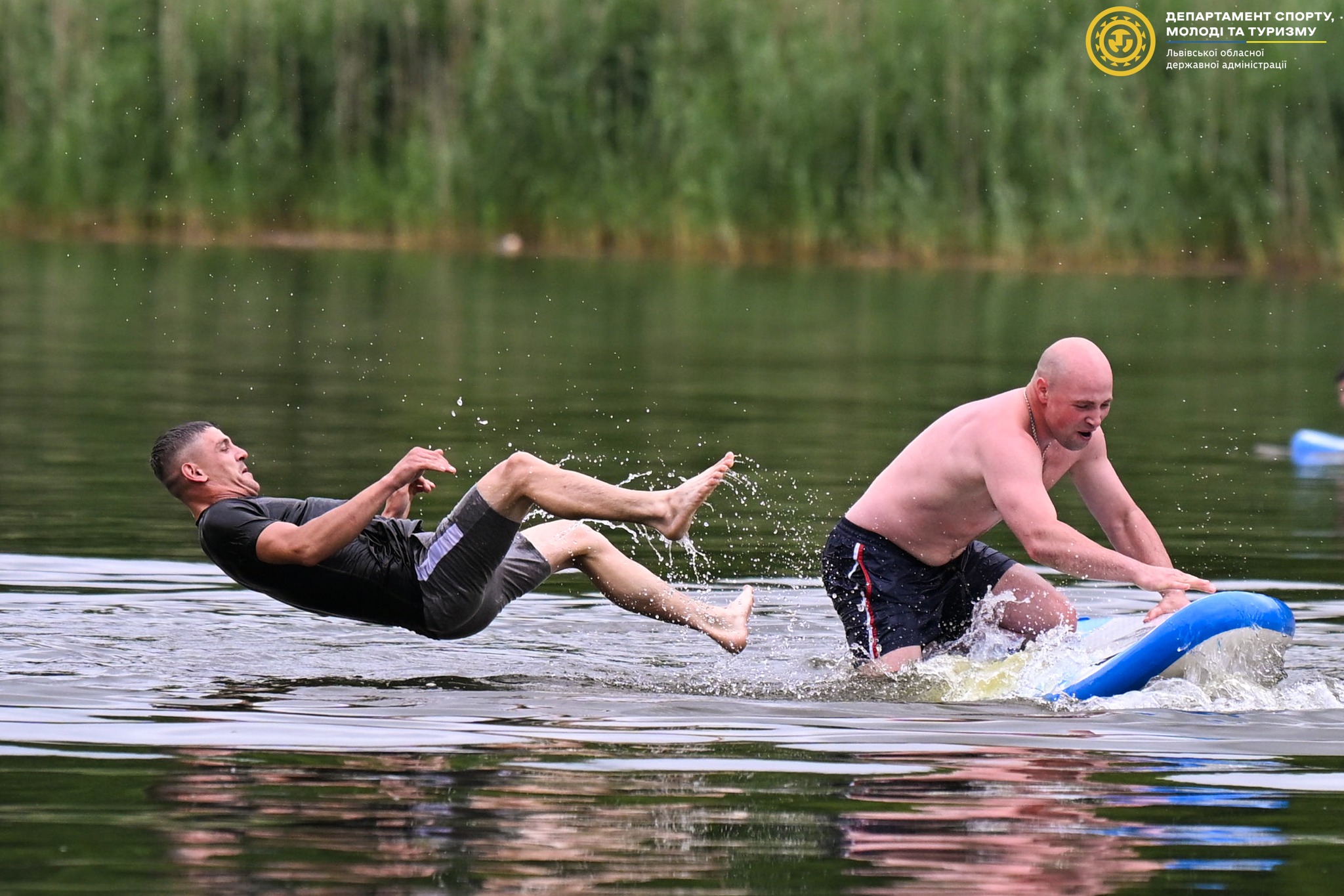 На Львівщині військові Нацгвардії вперше змагались у веслуванні на човнах «Дракон» - 9