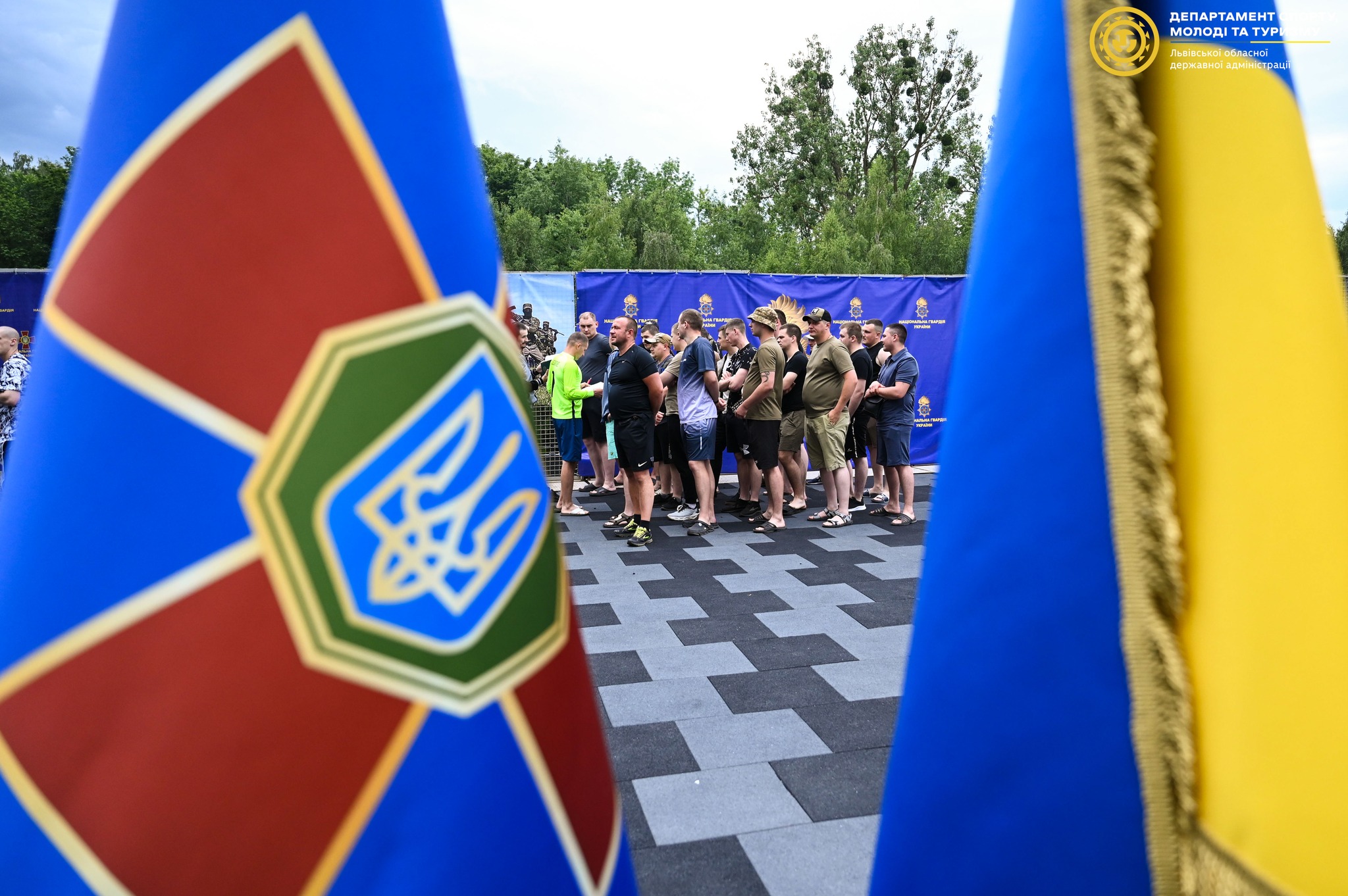 На Львівщині військові Нацгвардії вперше змагались у веслуванні на човнах «Дракон» - 10