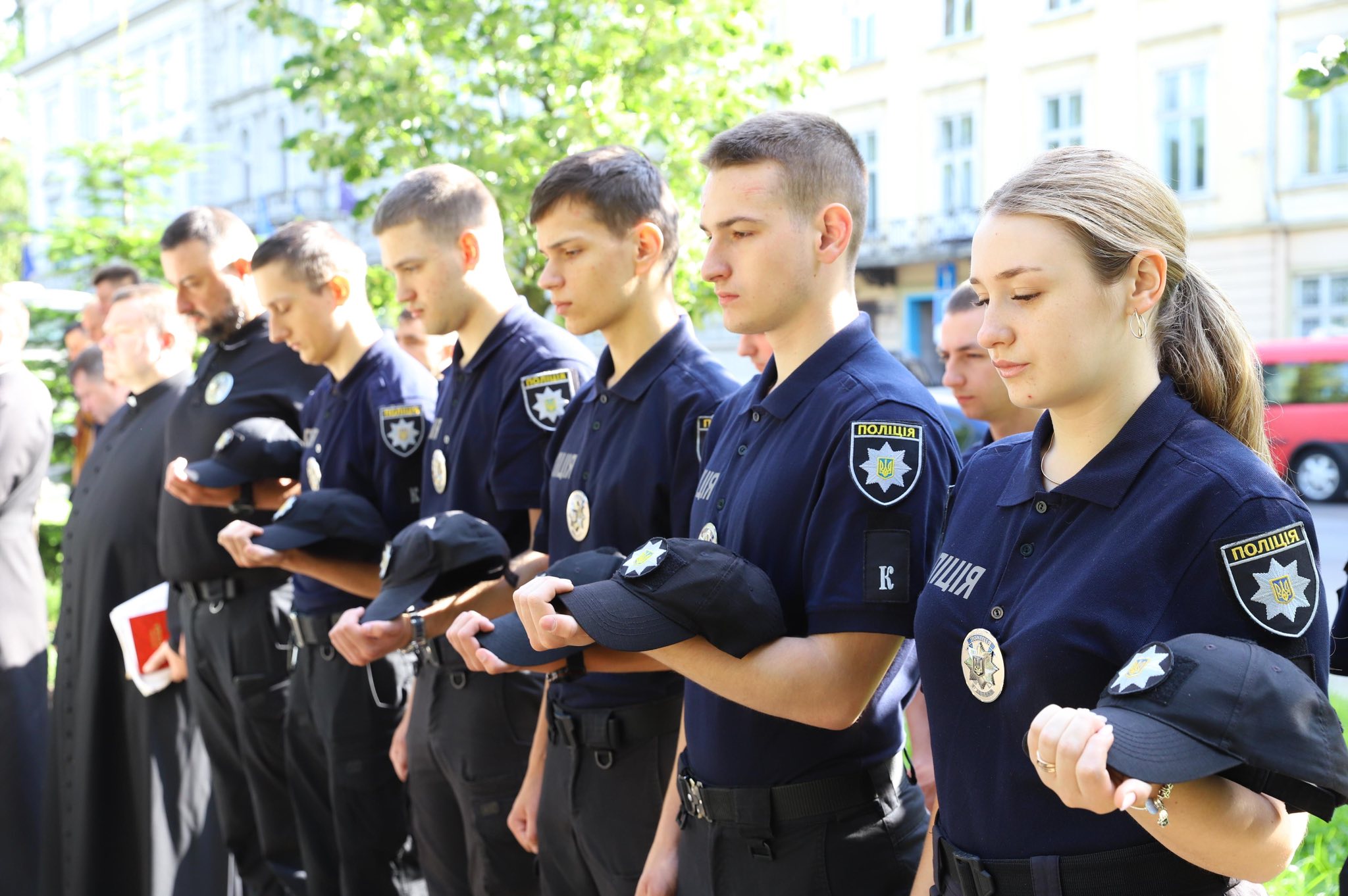 З нагоди Дня Конституції у Львові урочисто підняли національний прапор - 9