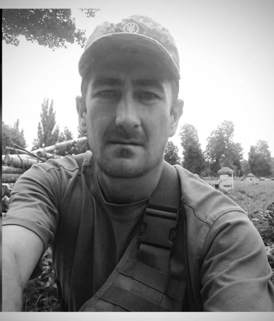 Сьогодні на Львівщині попрощаються з чотирма воїнами — що про них відомо - 3
