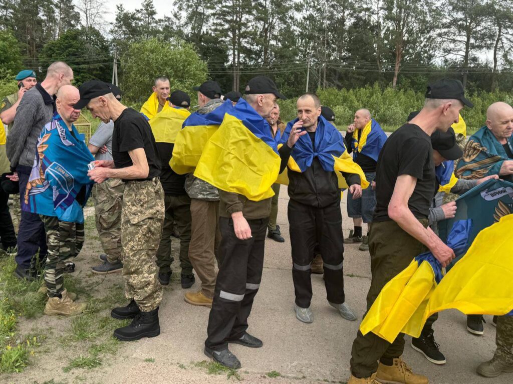 Обмін полоненими, форум освітян, культурні події Львова: головні новини дня - 3
