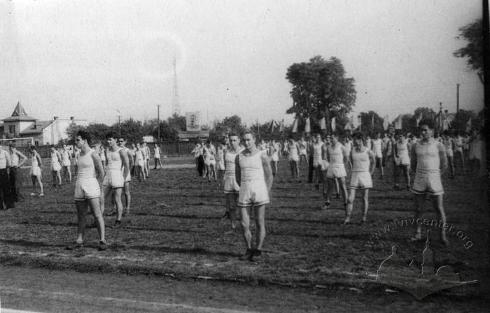 «Український город», арени на місці податкової та казарм: львівські стадіони, яких вже немає - 4