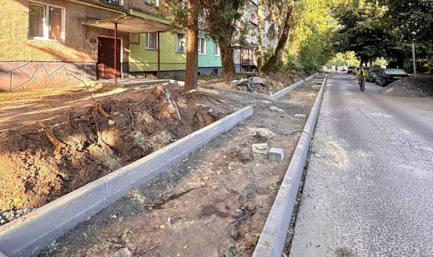 ремонт на вулиці Бойчука