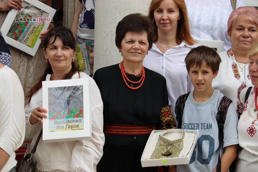 У Львові освятили майже 30 вишиванок для військових (фото) - 14
