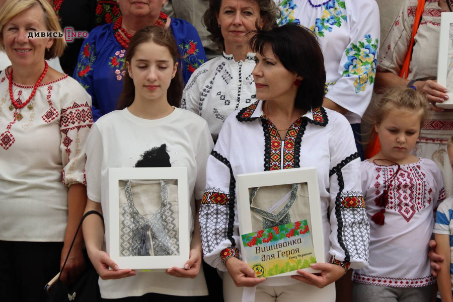 У Львові освятили майже 30 вишиванок для військових (фото) - 15