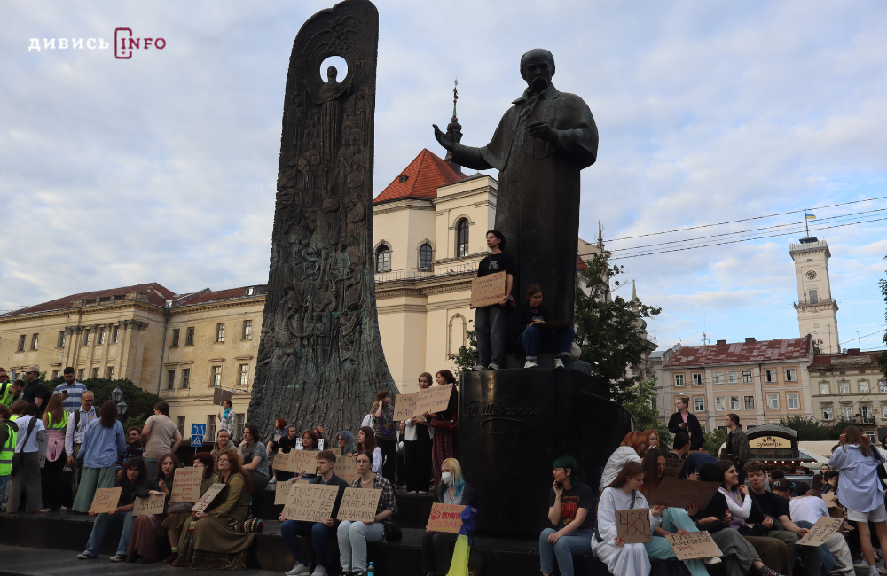 Закон щодо НАБУ та САП: львів'яни вкотре зібралися на акцію протесту (оновлено) - 4