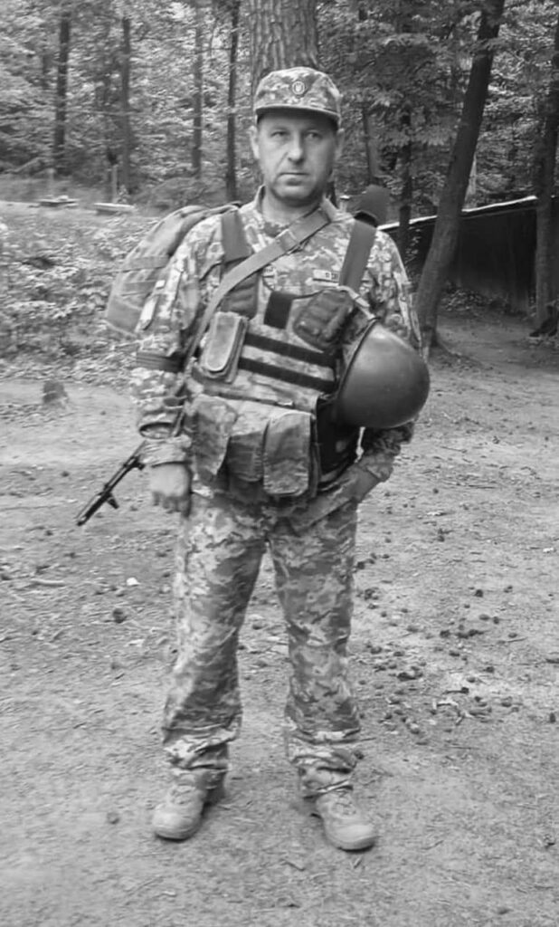 Сьогодні на Львівщині попрощаються з десятьма воїнами — що про них відомо (фото) - 3