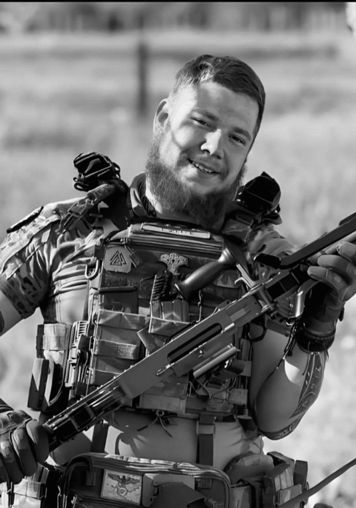 Сьогодні на Львівщині попрощаються з трьома воїнами — що про них відомо (фото) - 1