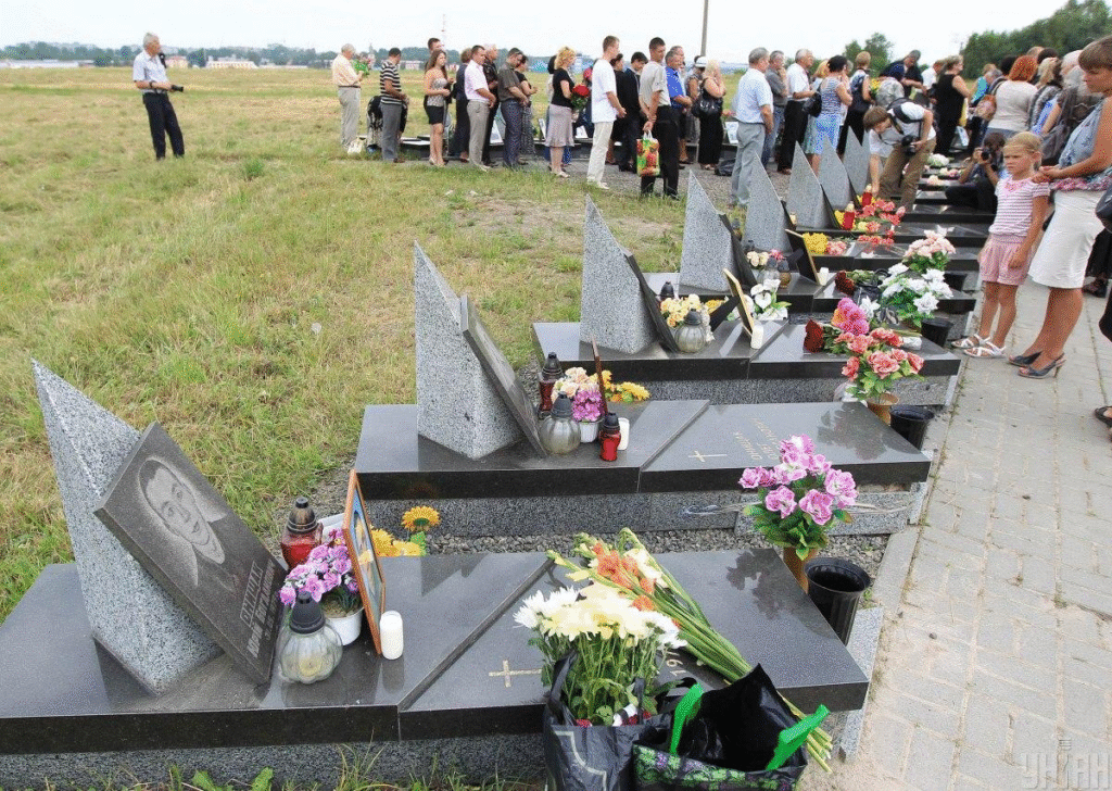 «Вона, як лезо, — летіла і людей вбивала»: спогади очевидця Скнилівської трагедії, що забрала 77 життів - 16
