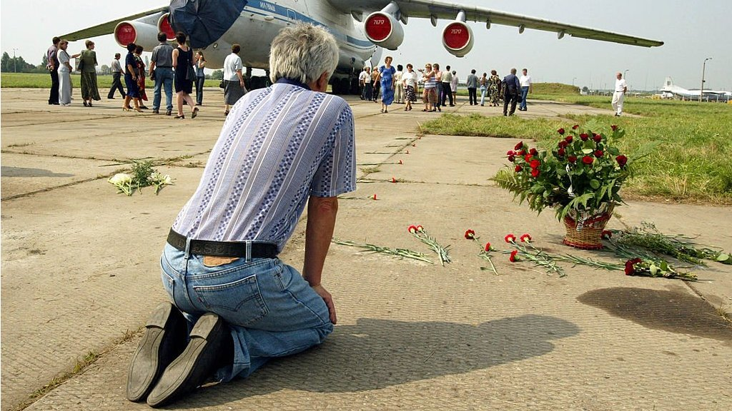 «Вона, як лезо, — летіла і людей вбивала»: спогади очевидця Скнилівської трагедії, що забрала 77 життів - 9