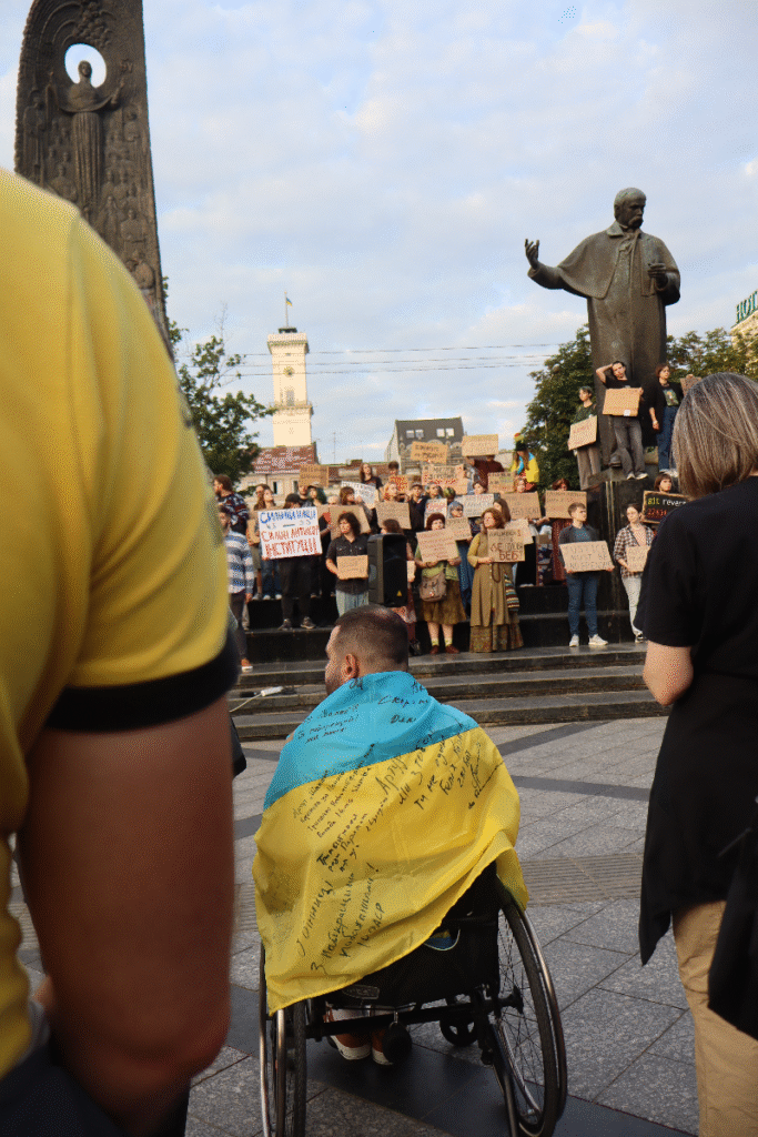 Закон щодо НАБУ та САП: львів'яни вкотре зібралися на акцію протесту (оновлено) - 16