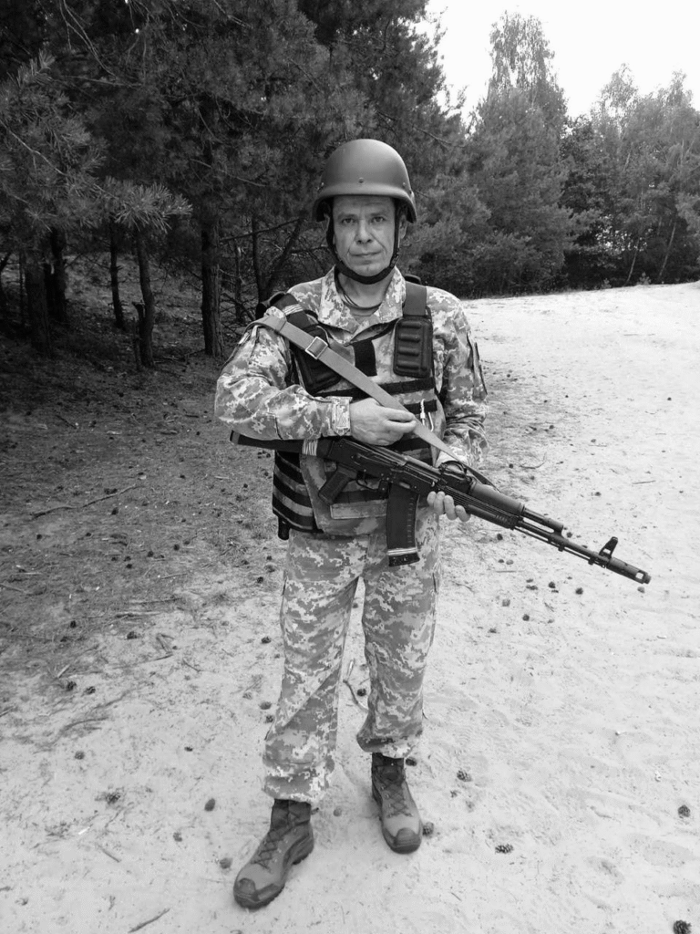 Сьогодні на Львівщині попрощаються з трьома воїнами — що про них відомо (фото) - 2