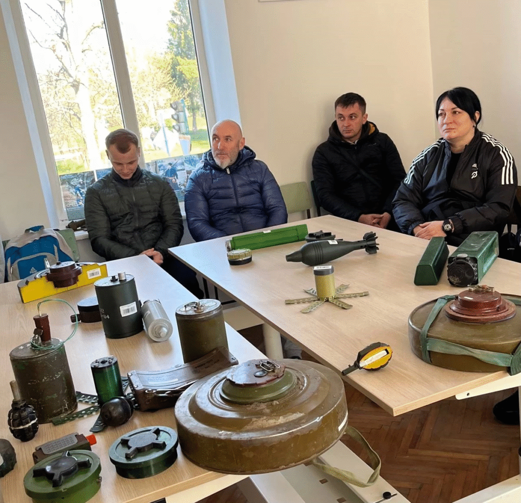 На Львівщині проводять навчання з національного спротиву — як долучитись - 5