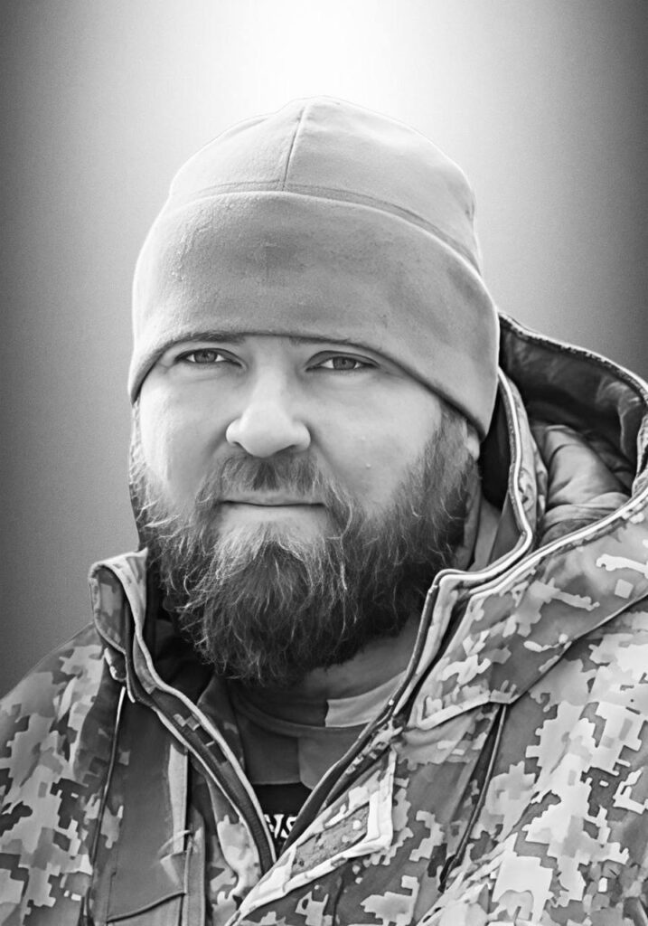 Сьогодні на Львівщині попрощаються з трьома воїнами — що про них відомо (фото) - 3