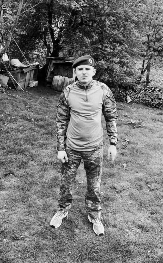 Сьогодні на Львівщині прощаються з вісьмома воїнами — що про них відомо (фото) - 3