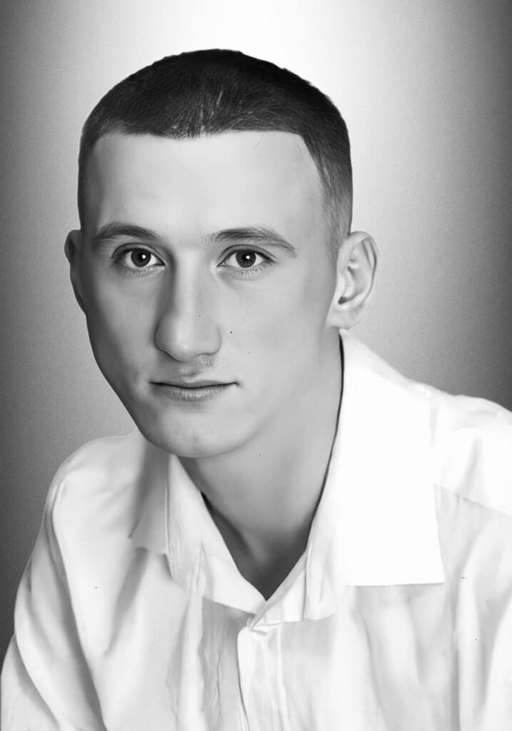 На Львівщині поховають трьох воїнів — що про них відомо (фото) - 3