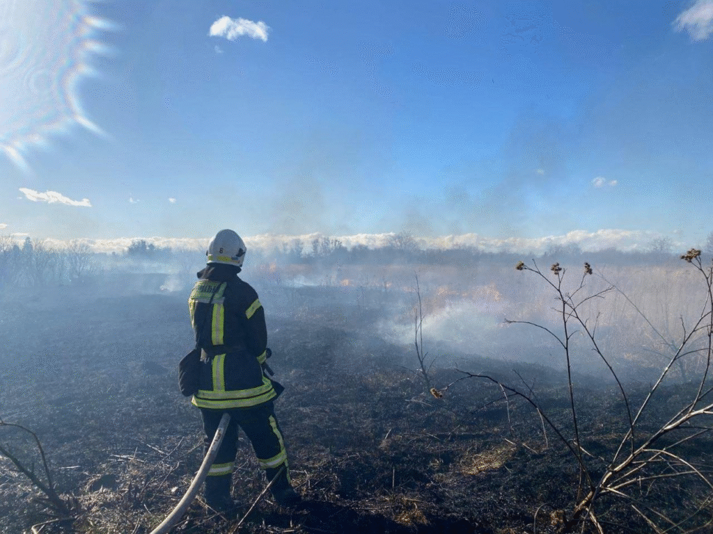 Прощання з воїнами, спалах сальмонельозу у Львові, підготовка до опалювального сезону: головні новини дня - 7