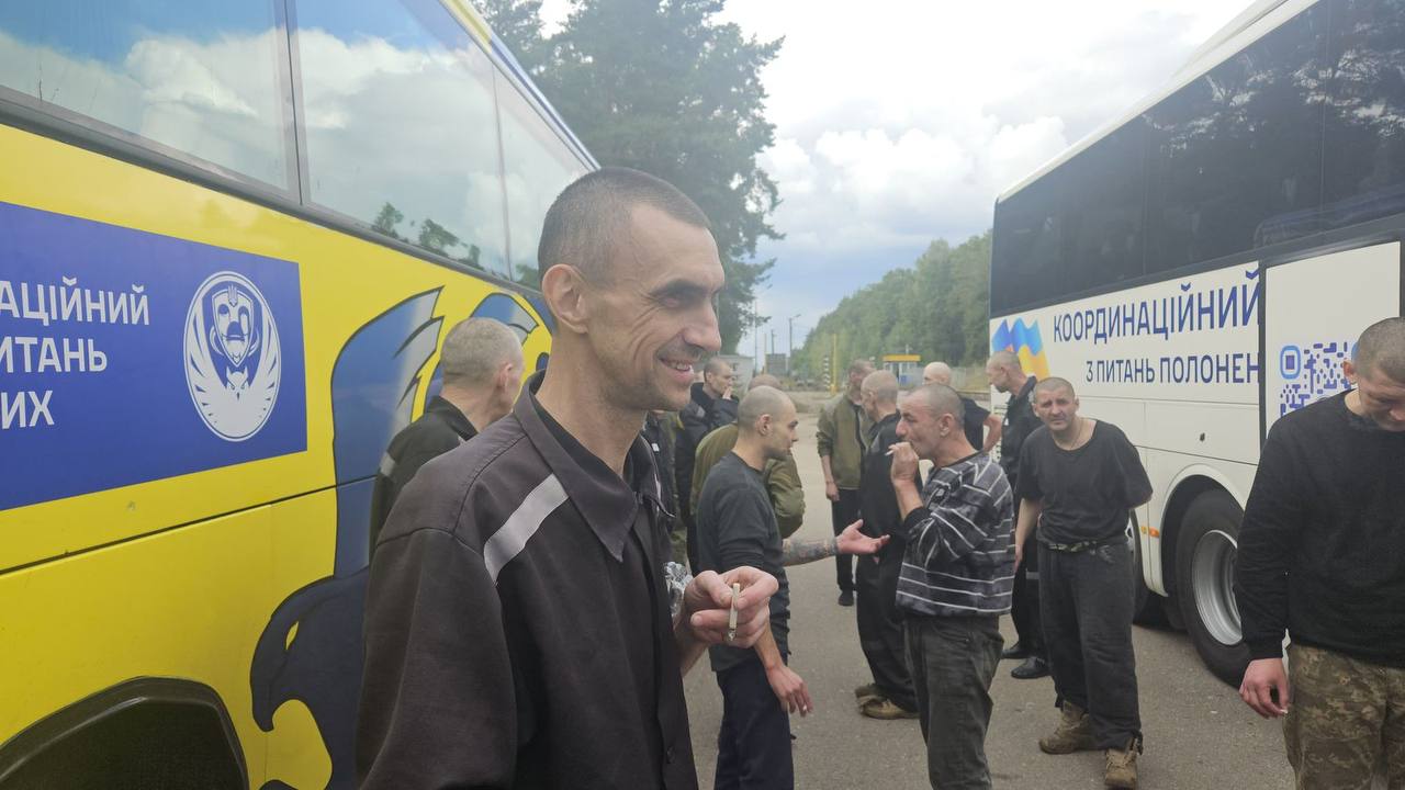 Зеленський повідомив про новий обмін полоненими, серед них є львівʼянин - 6