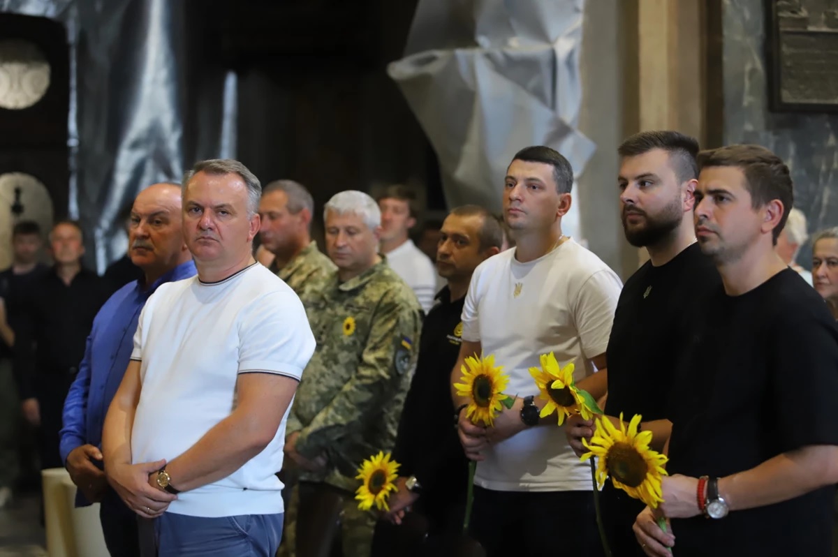 У Гарнізонному храмі Львова провели вечір-реквієм у пам'ять про захисників та захисниць України - 3