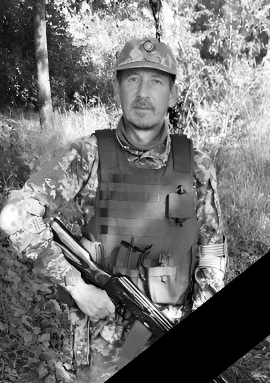 Сьогодні Львівщина прощається із трьома захисниками - 4