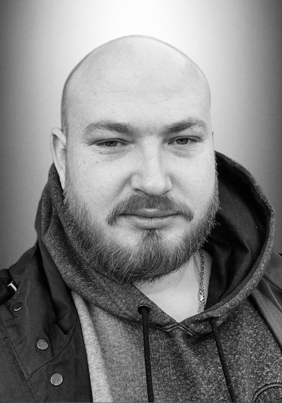 Сьогодні Львівщина прощається із дванадцятьма захисниками - 5