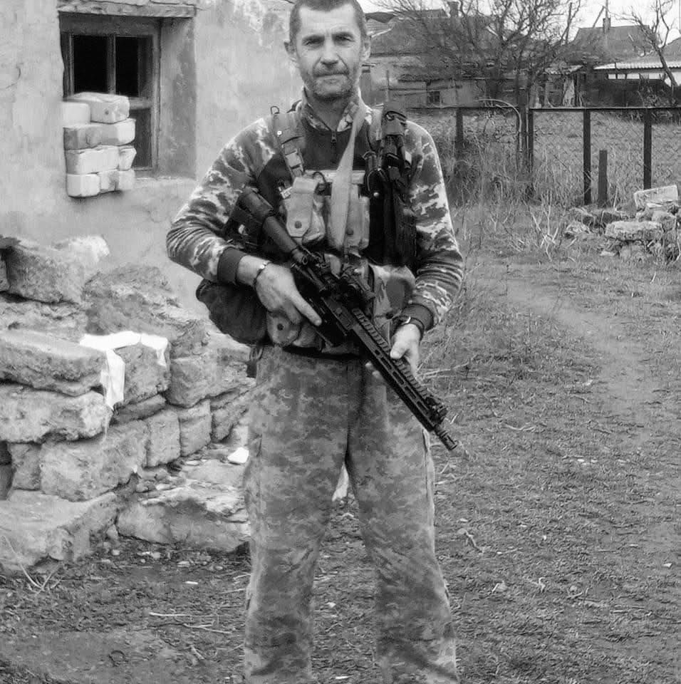 Сьогодні Львівщина прощається із дванадцятьма захисниками - 13