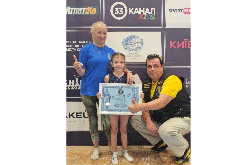 Прощання з воїнами, нові правила виїзду за кордон, об'єднання львівських музеїв: головні новини дня - 8