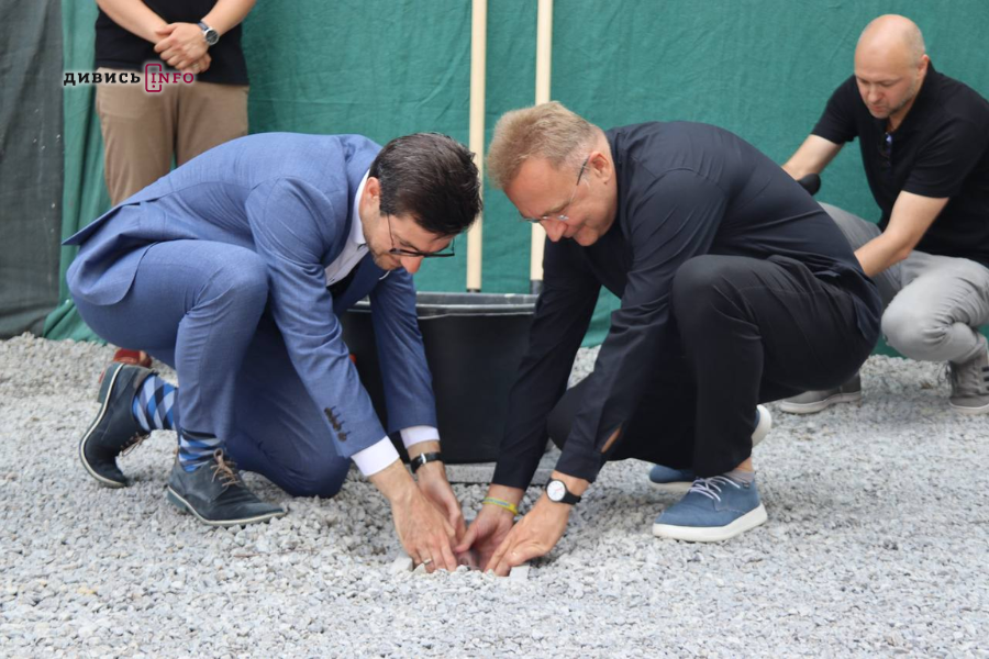 У Львові заклали капсулу під будівництво артпростору «МАЙСТЕРНЯ» (фоторепортаж) - 3