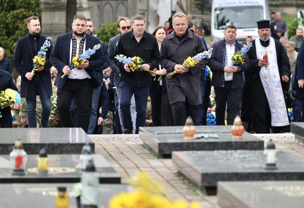 У День Незалежності України Львів вшанував полеглих захисників - 7