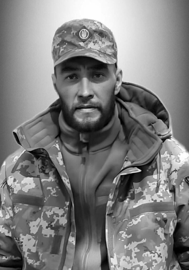 На Львівщині сьогодні поховають вісьмох воїнів — що про них відомо (фото) - 7