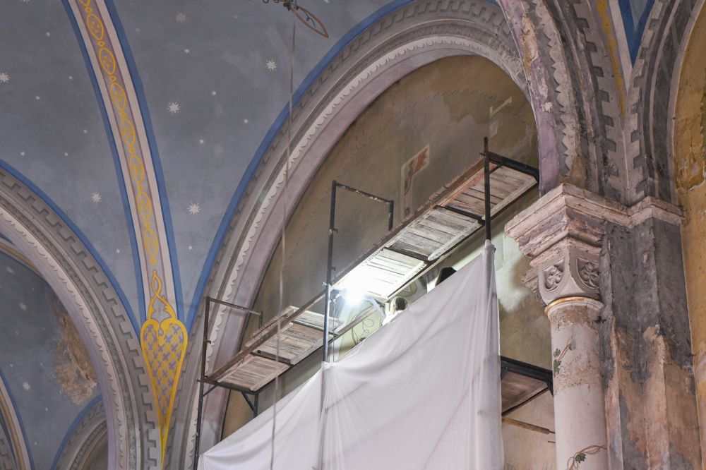 В одному з храмів Львова розпочали відновлювати історичні фрески відомого маляра - 3
