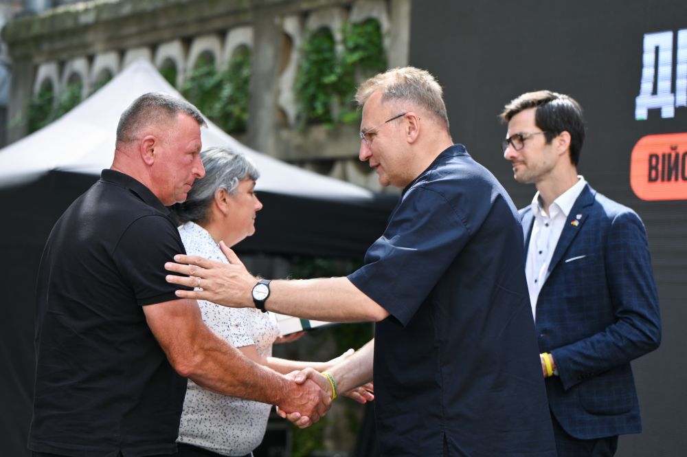 Десятеро молодих львів’ян отримали унікальну відзнаку за внесок у розвиток міста і країни - 9
