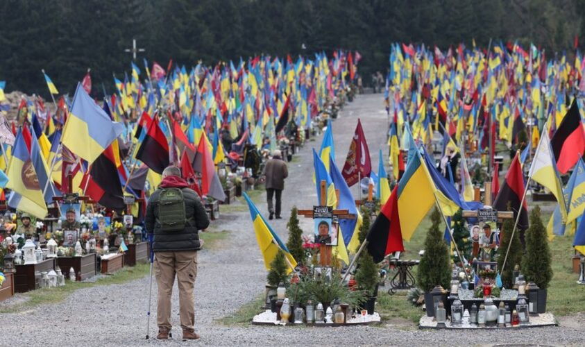 «Для військових могил важливий кожен елемент», — львівський архітектор про специфіку, проблеми та перспективи військових поховань - 21