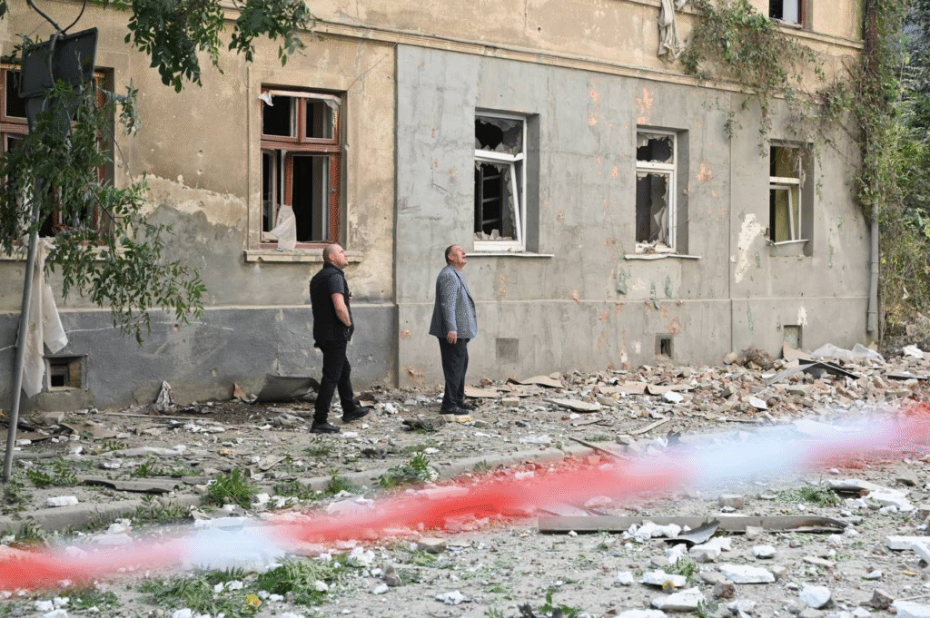 Росіяни атакували Львівщину дронами та ракетами, загинула людина (доповнено) - 3
