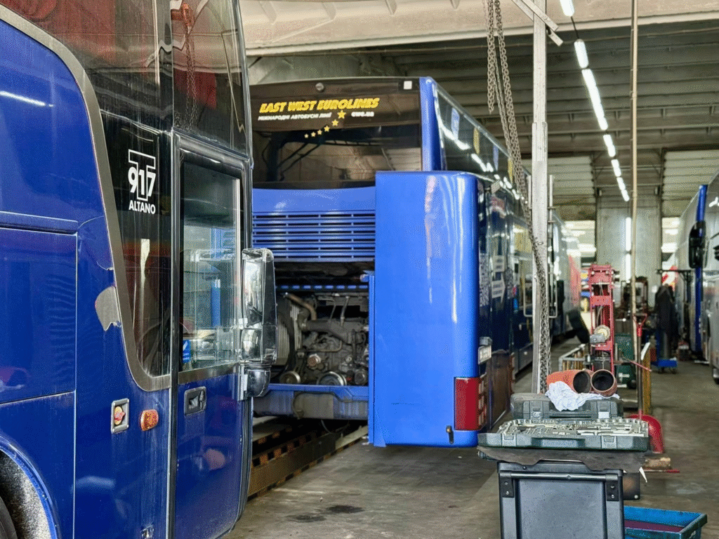 У Львові відкрили новий сервісний центр з ремонту автобусів - 2