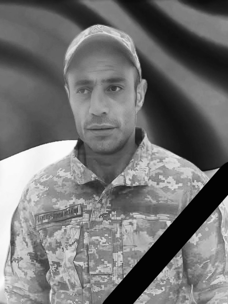 На Львівщині сьогодні поховають шістьох воїнів — що про них відомо (фото) - 5