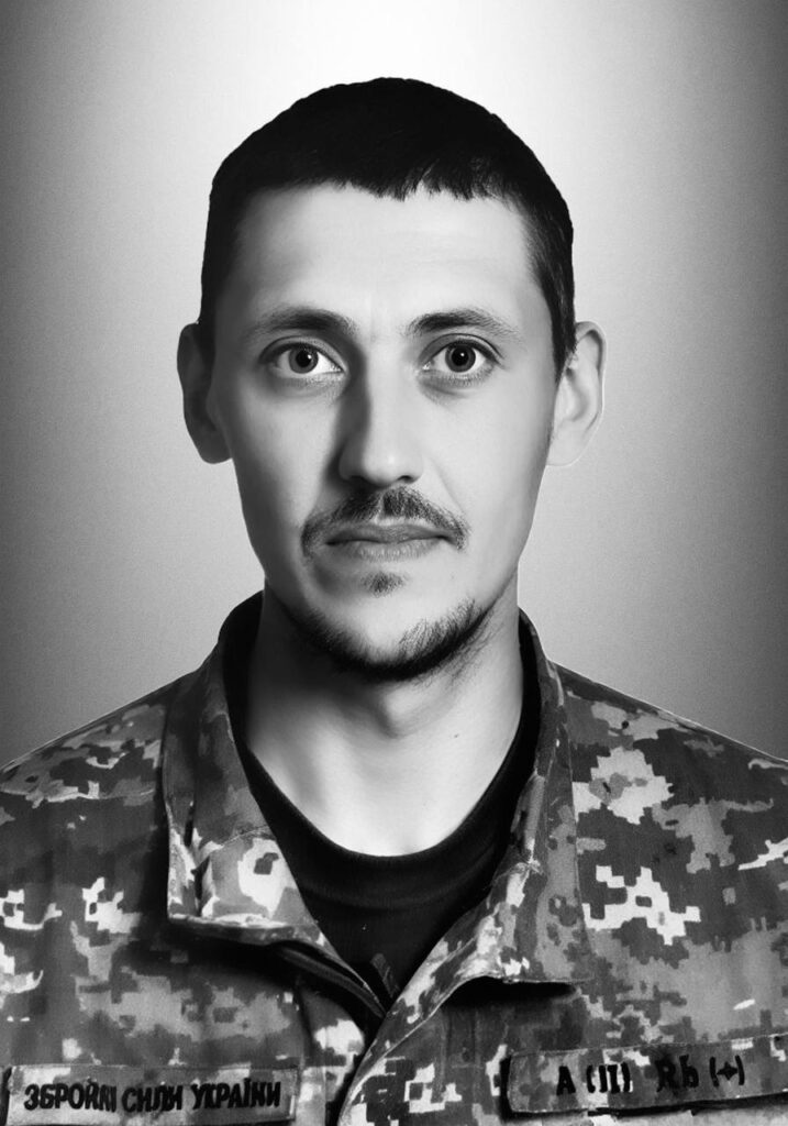 На Львівщині сьогодні поховають п'ятьох воїнів — що про них відомо (фото) - 3